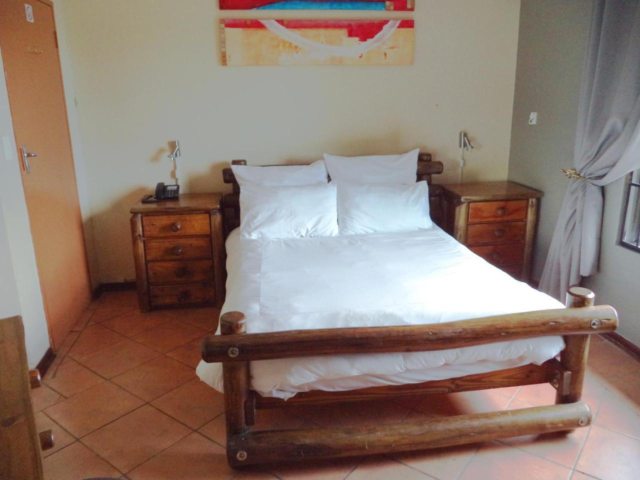 Belladona Guesthouse Mbombela Bagian luar foto