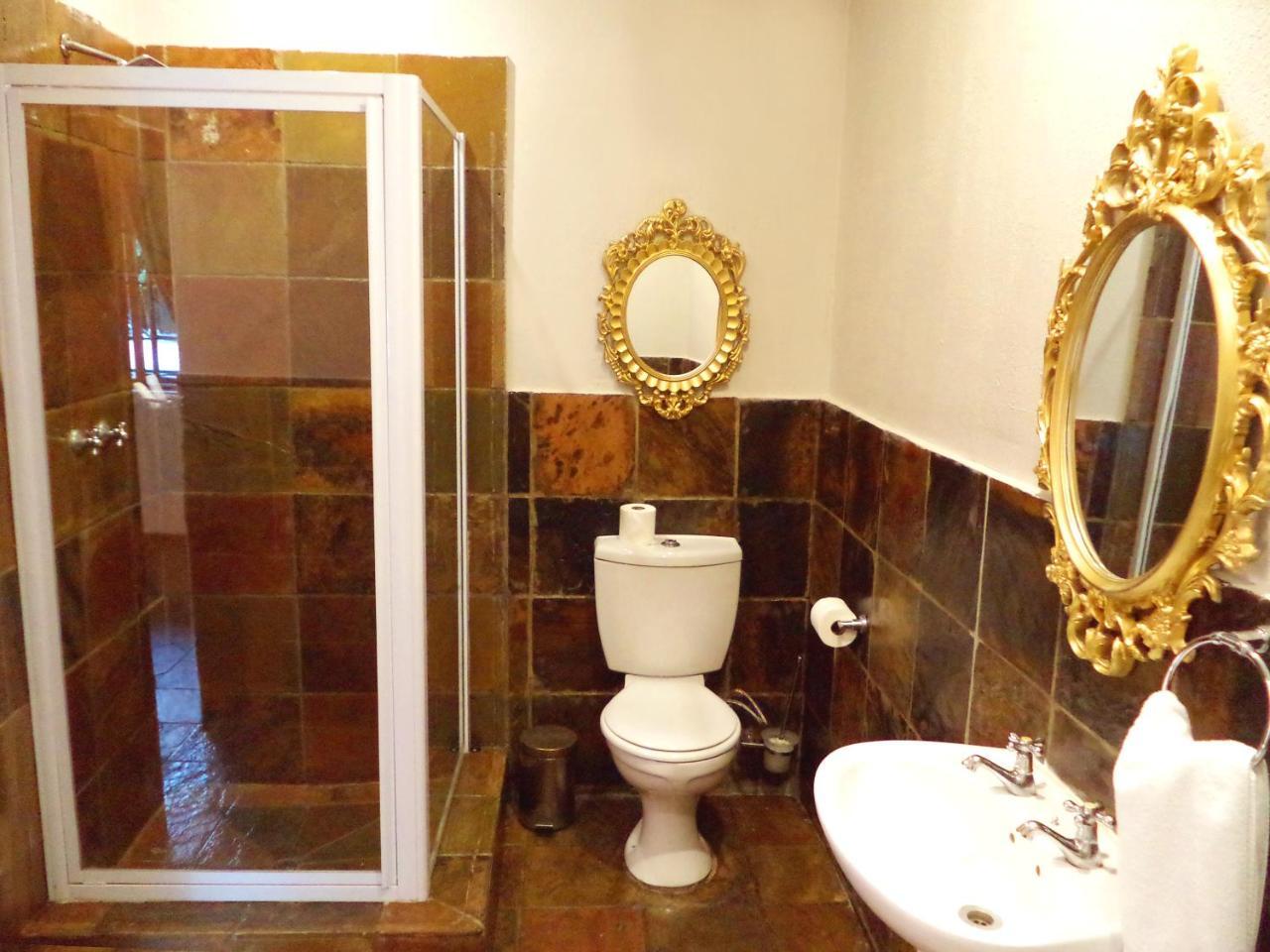 Belladona Guesthouse Mbombela Bagian luar foto