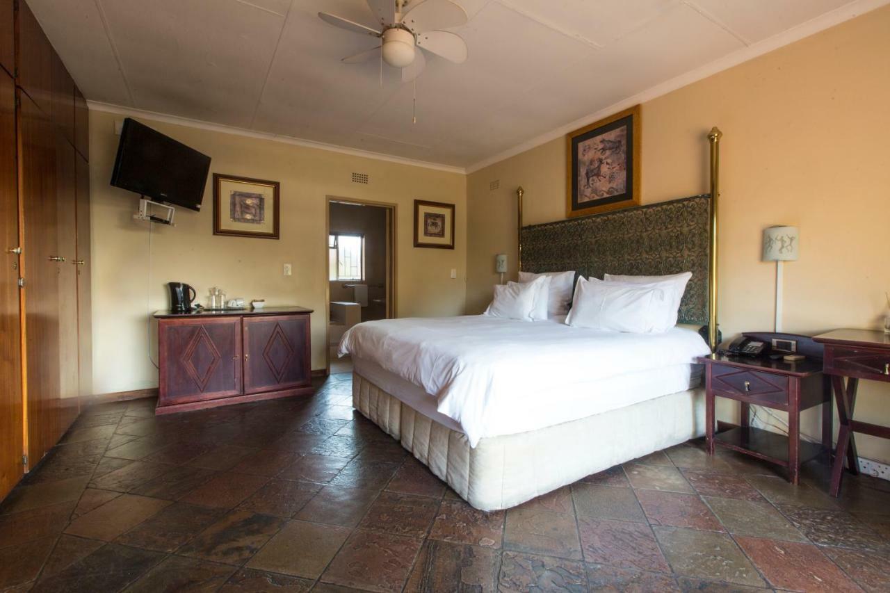 Belladona Guesthouse Mbombela Bagian luar foto