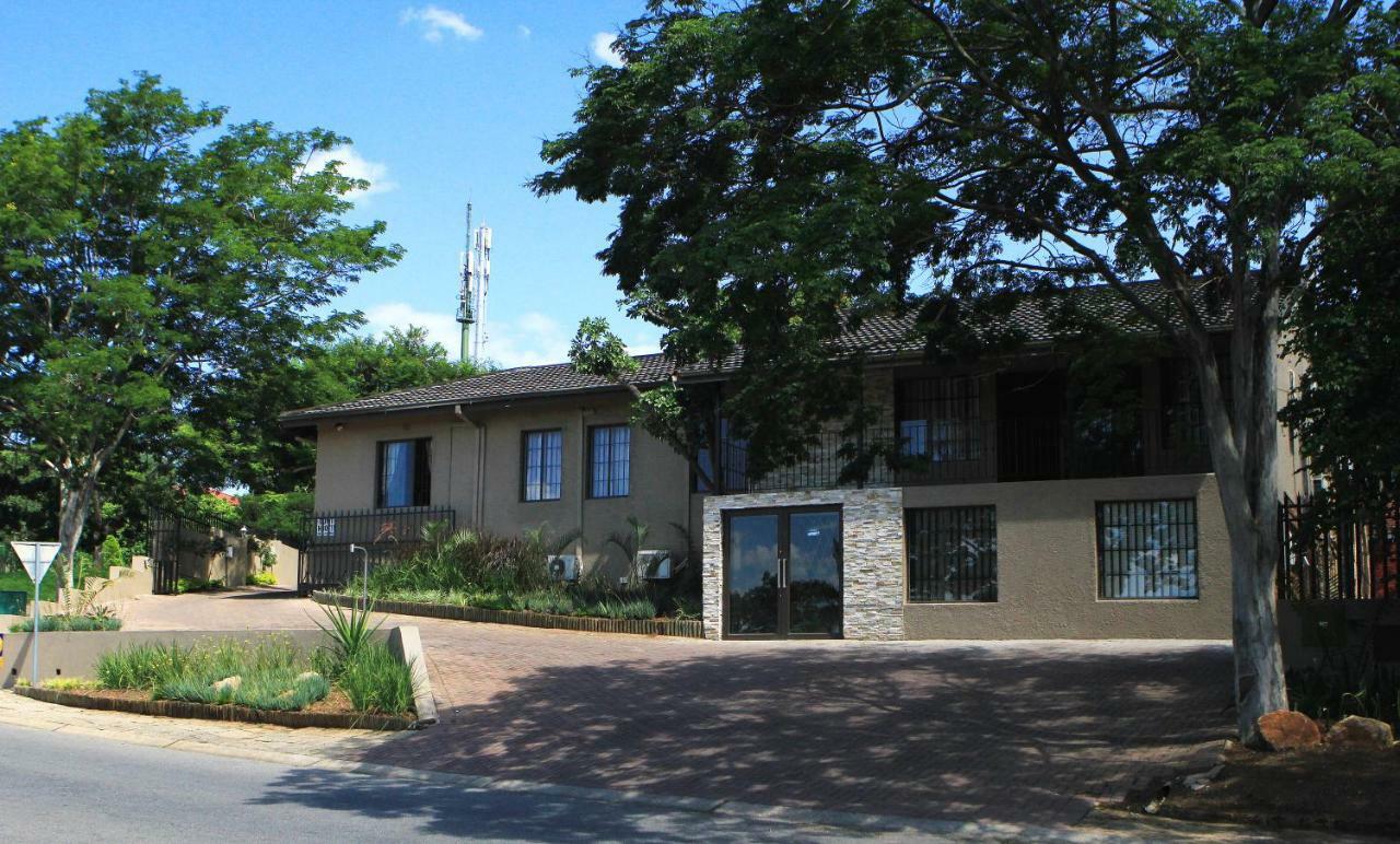 Belladona Guesthouse Mbombela Bagian luar foto